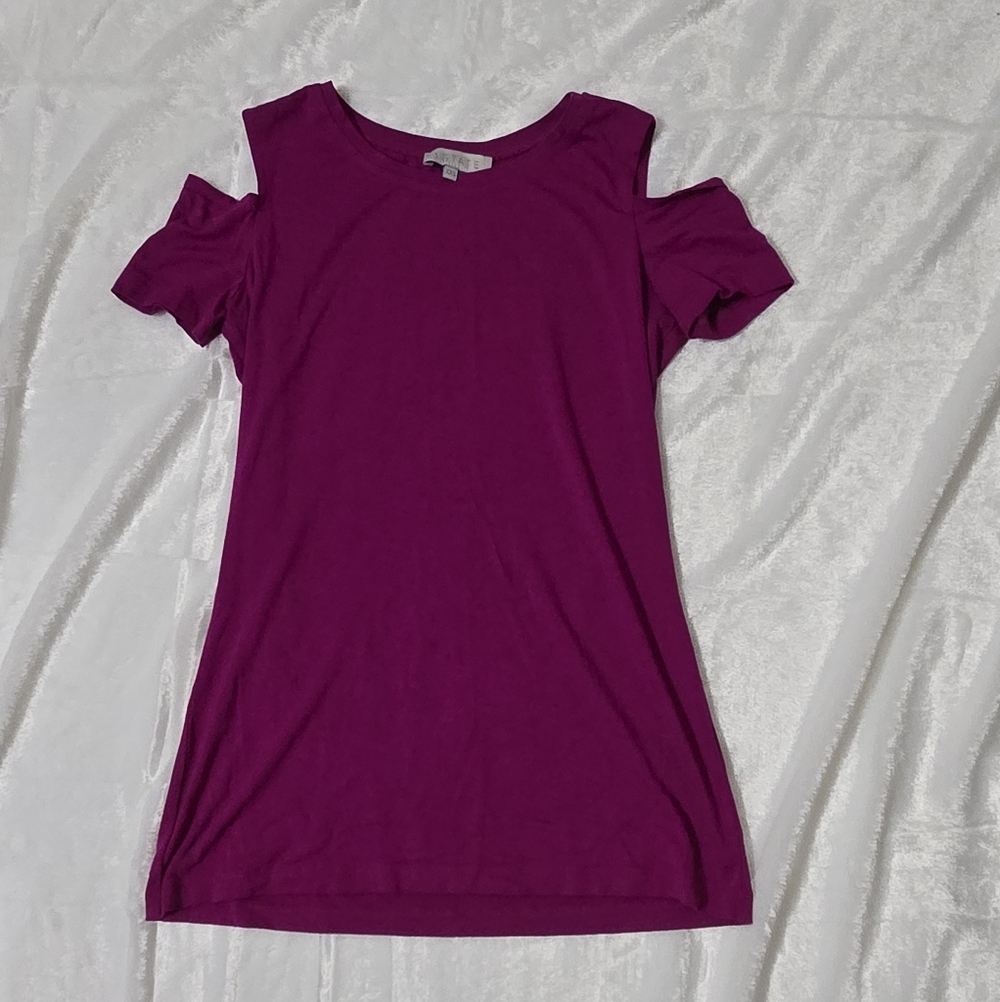 STATE Women's Magenta Short Sleeve Top